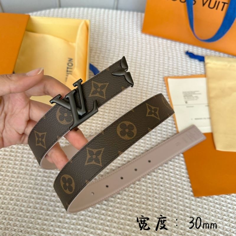 l0vis Vvtt0n belts